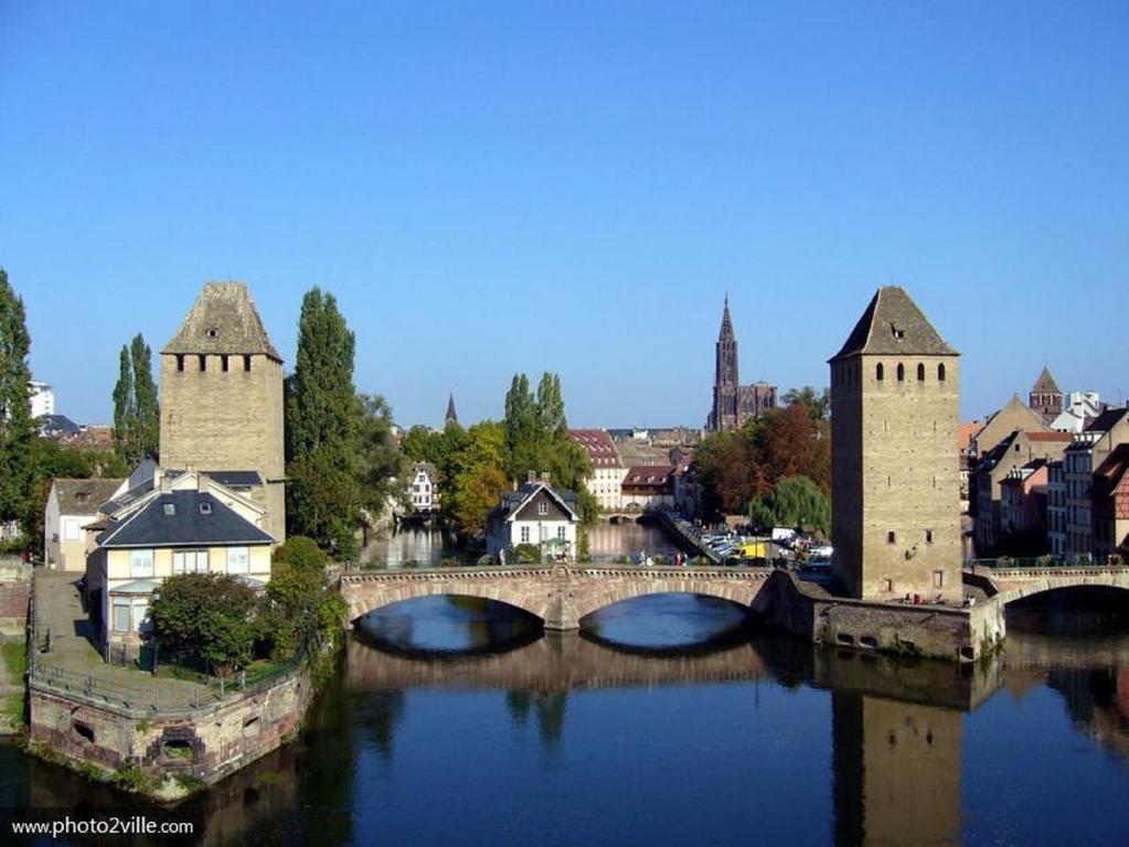 Charmant City Center